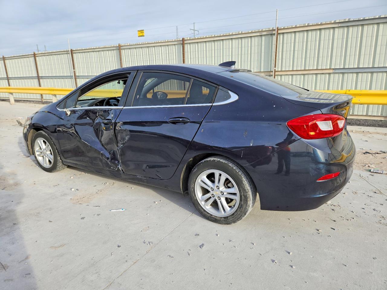 2016 CHEVROLET CRUZE