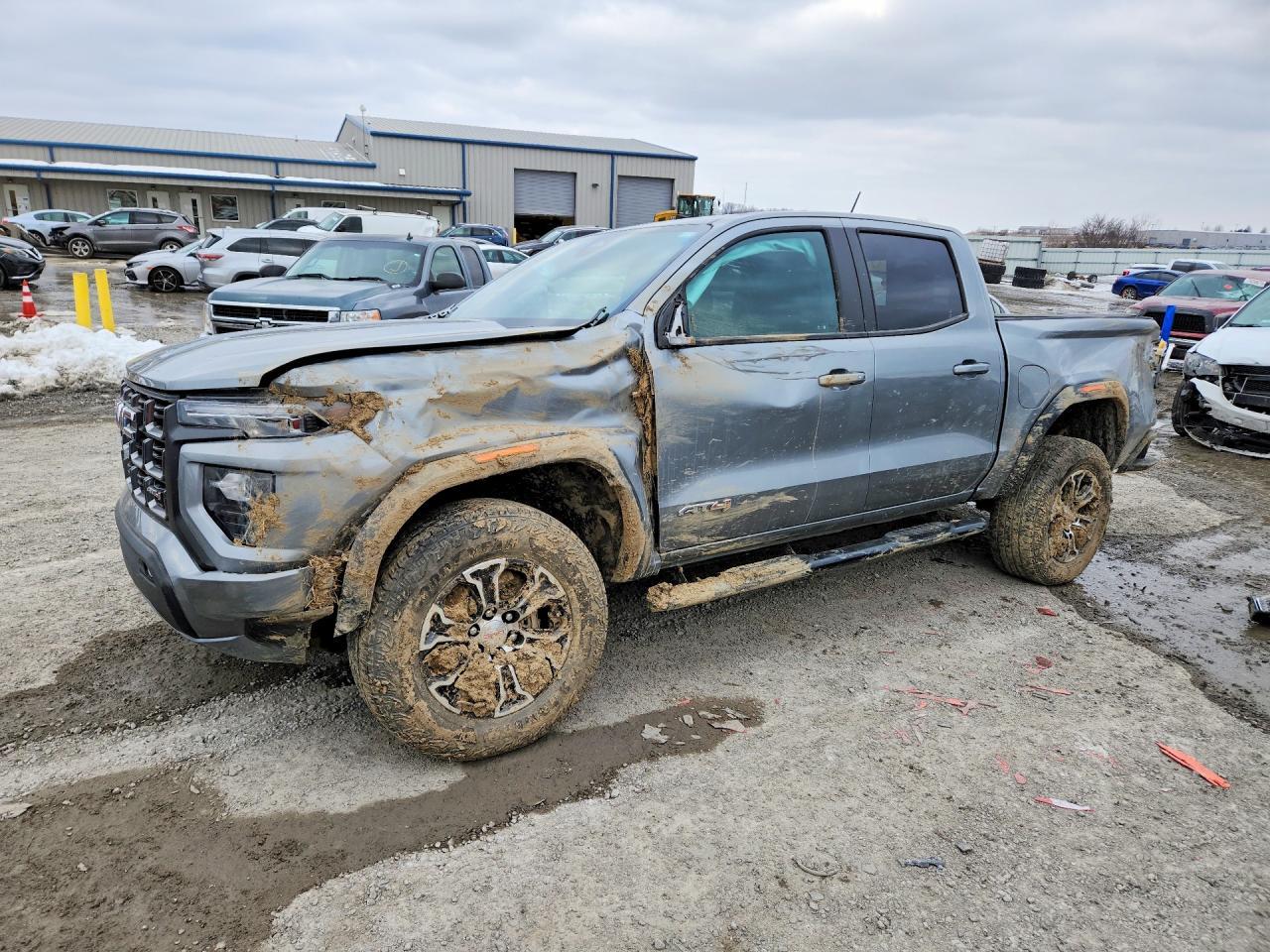 2023 GMC CANYON