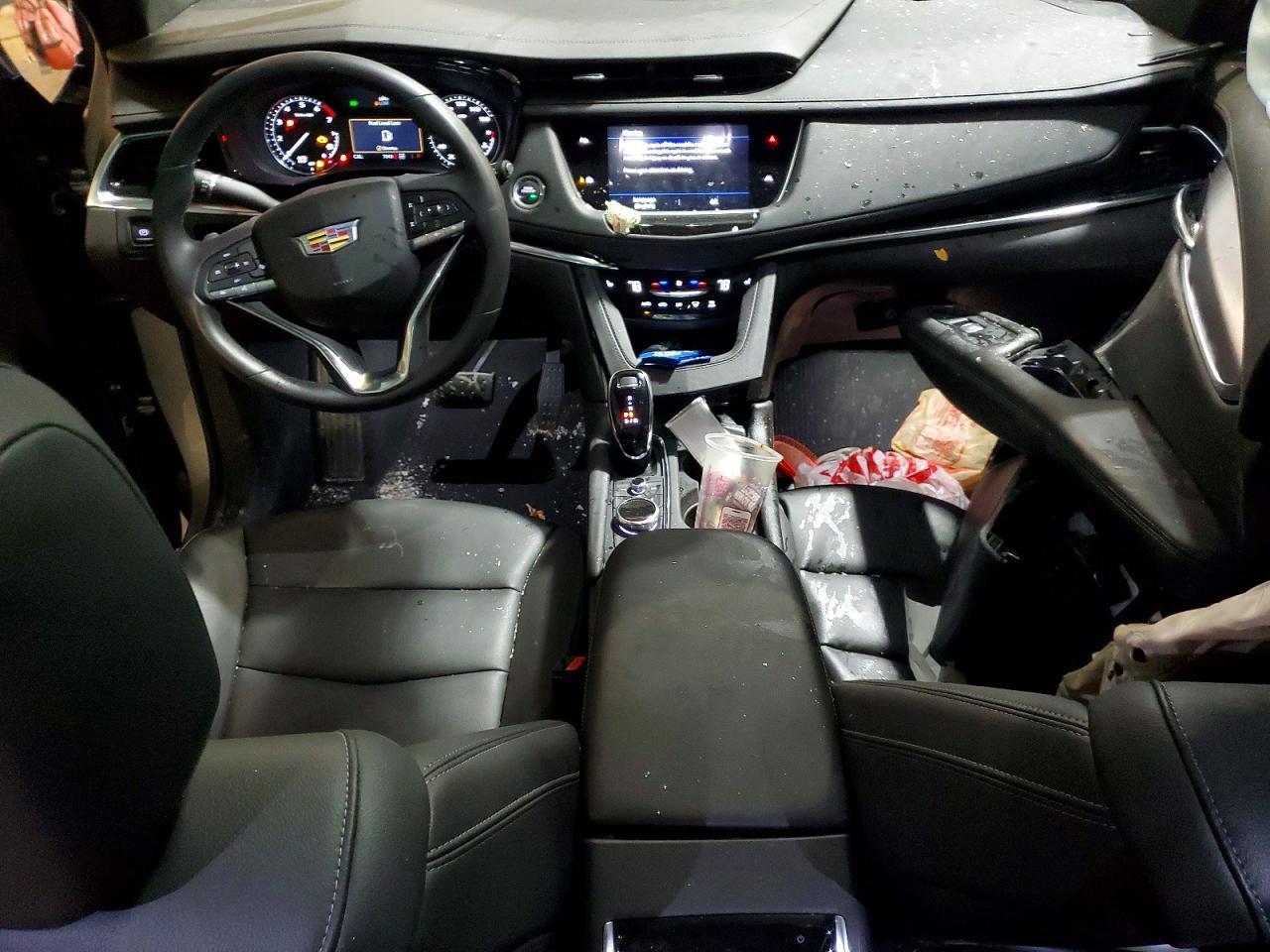 2025 CADILLAC XT6