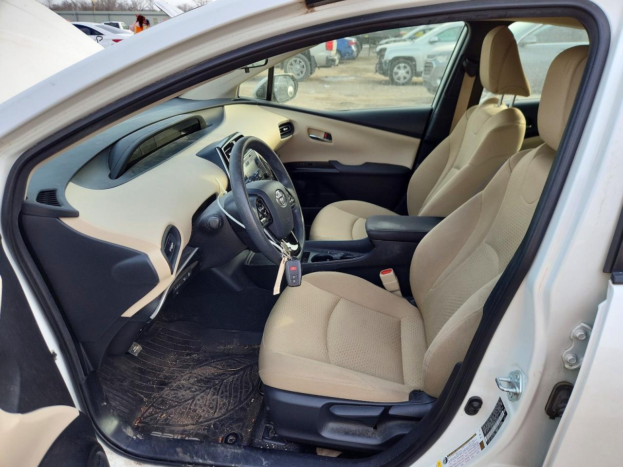 2019 TOYOTA PRIUS