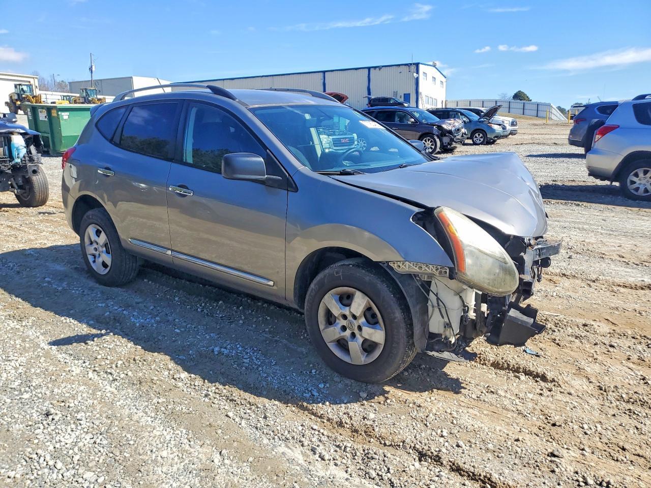 2014 NISSAN ROGUE