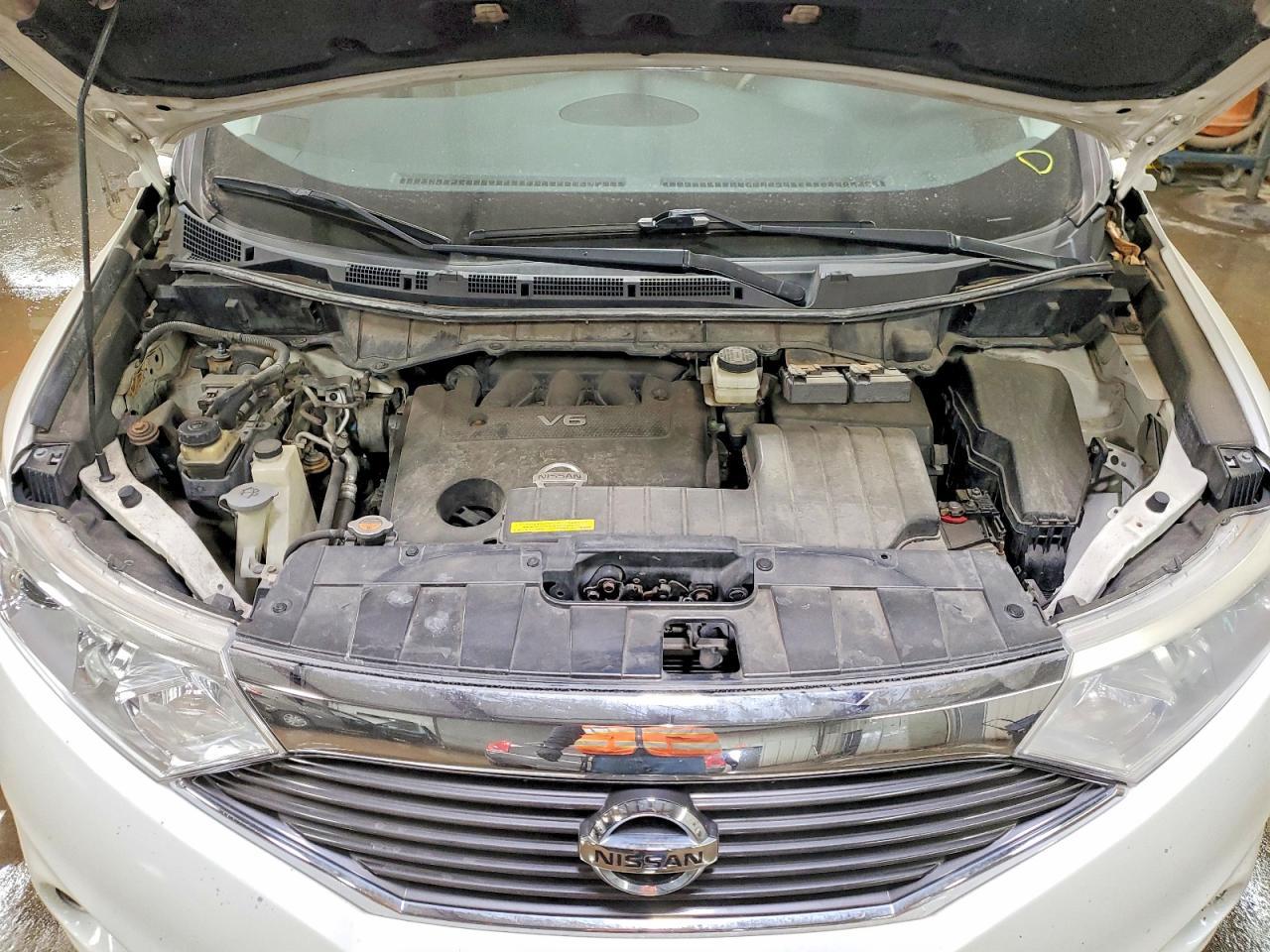 2013 NISSAN Quest