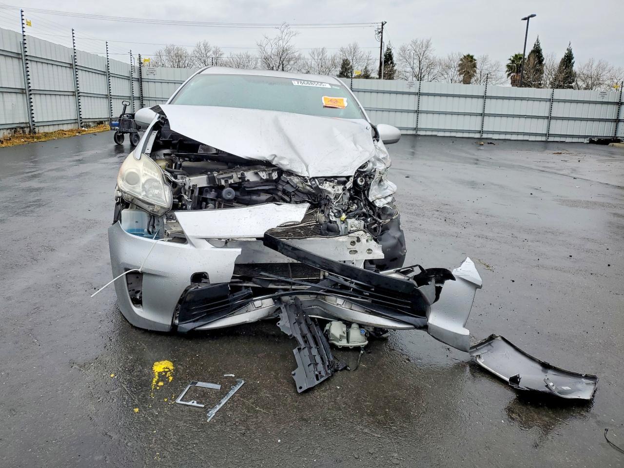 2015 TOYOTA PRIUS