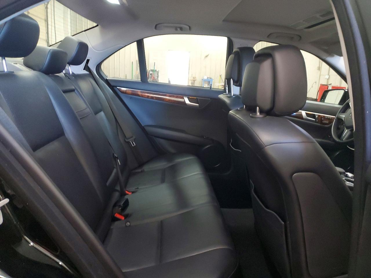 2012 MERCEDES-BENZ C-CLASS