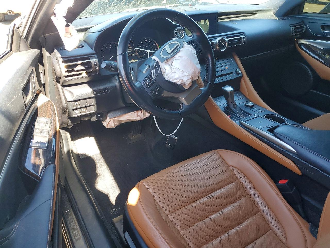 2019 LEXUS RC 300