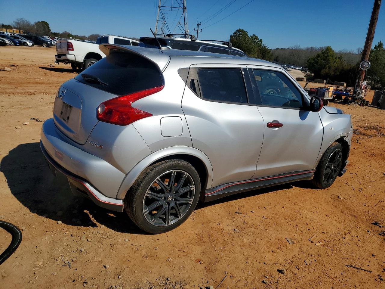 2014 NISSAN Juke