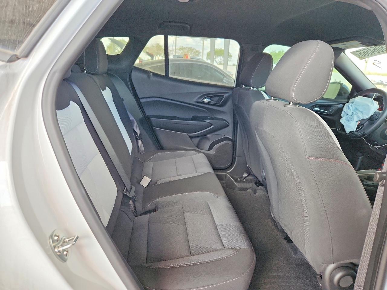 2025 CHEVROLET TRAX