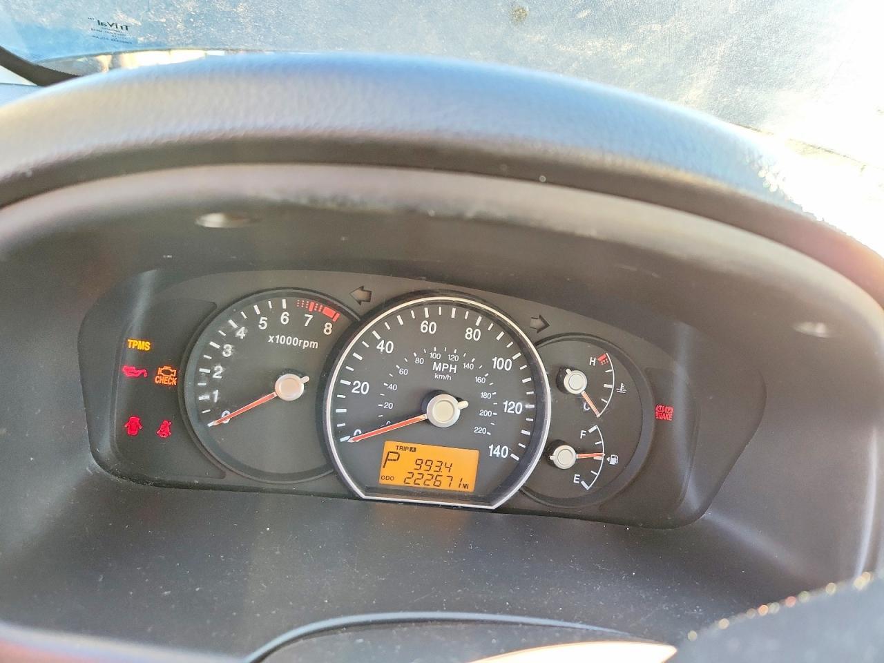 2008 KIA RONDO