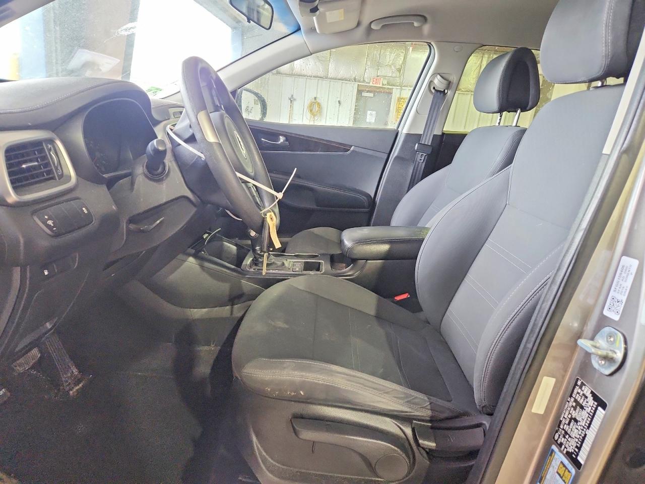 2016 KIA SORENTO