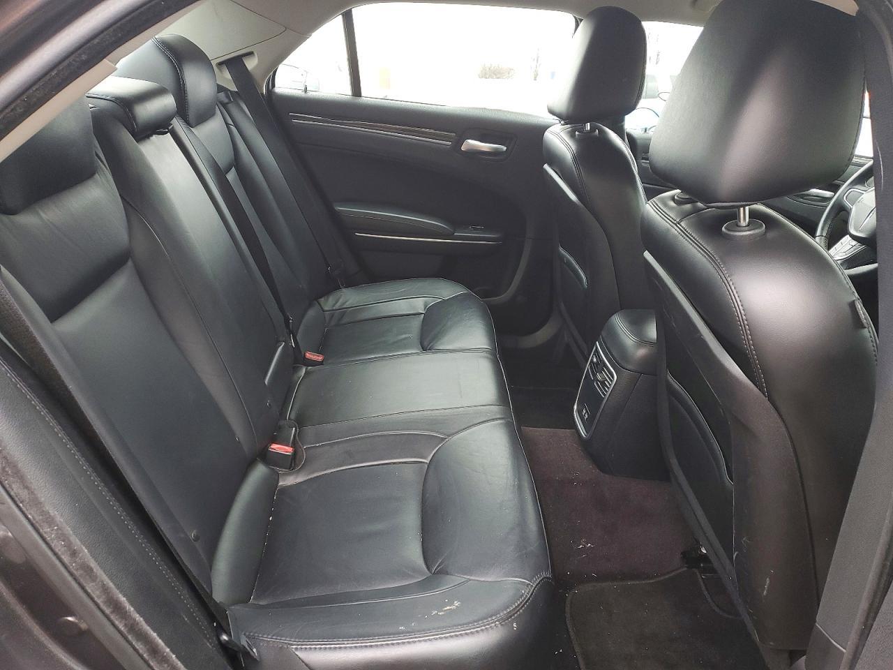 2017 CHRYSLER 300