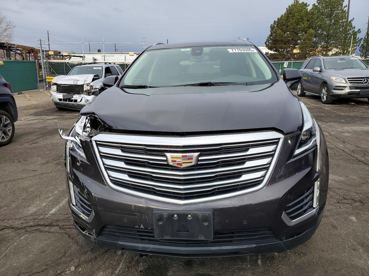 2017 CADILLAC XT5