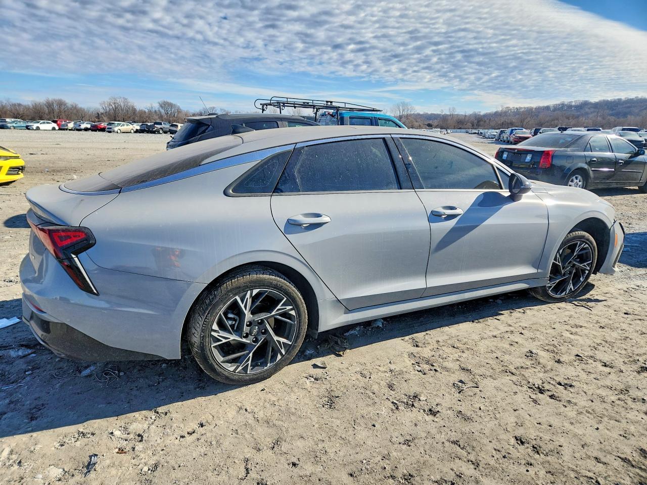 2025 KIA K5