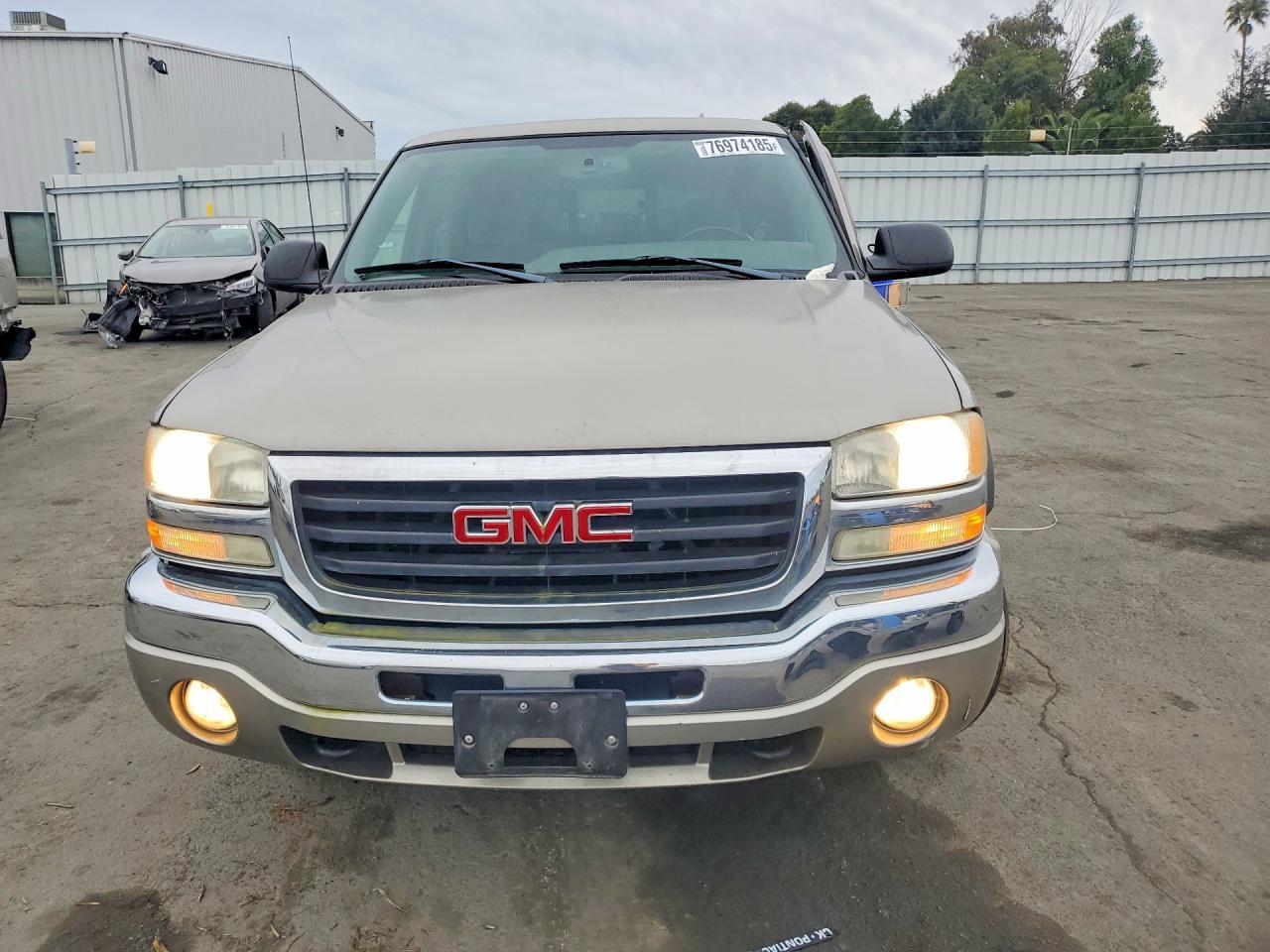 2004 GMC SIERRA 1500