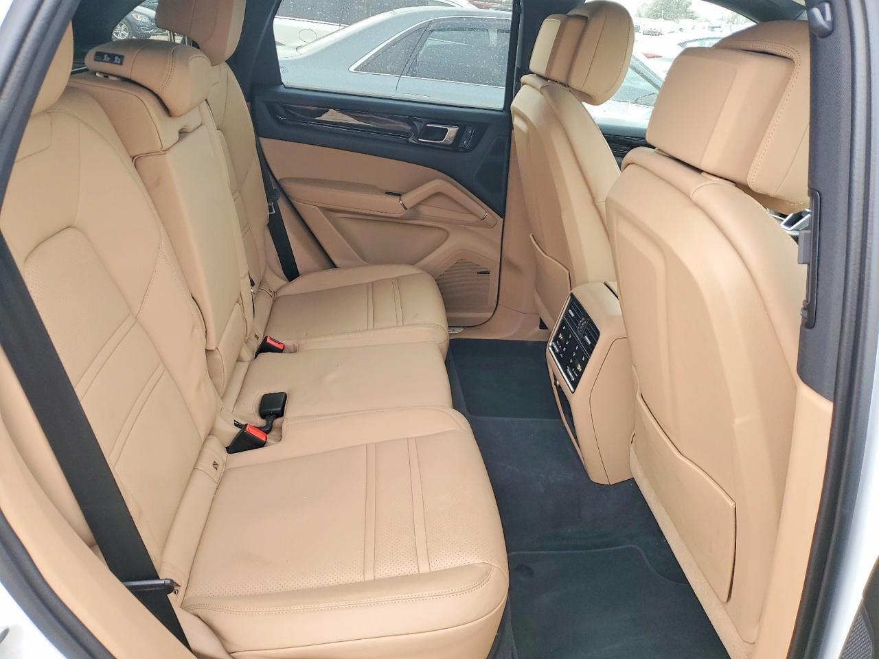 2023 PORSCHE CAYENNE