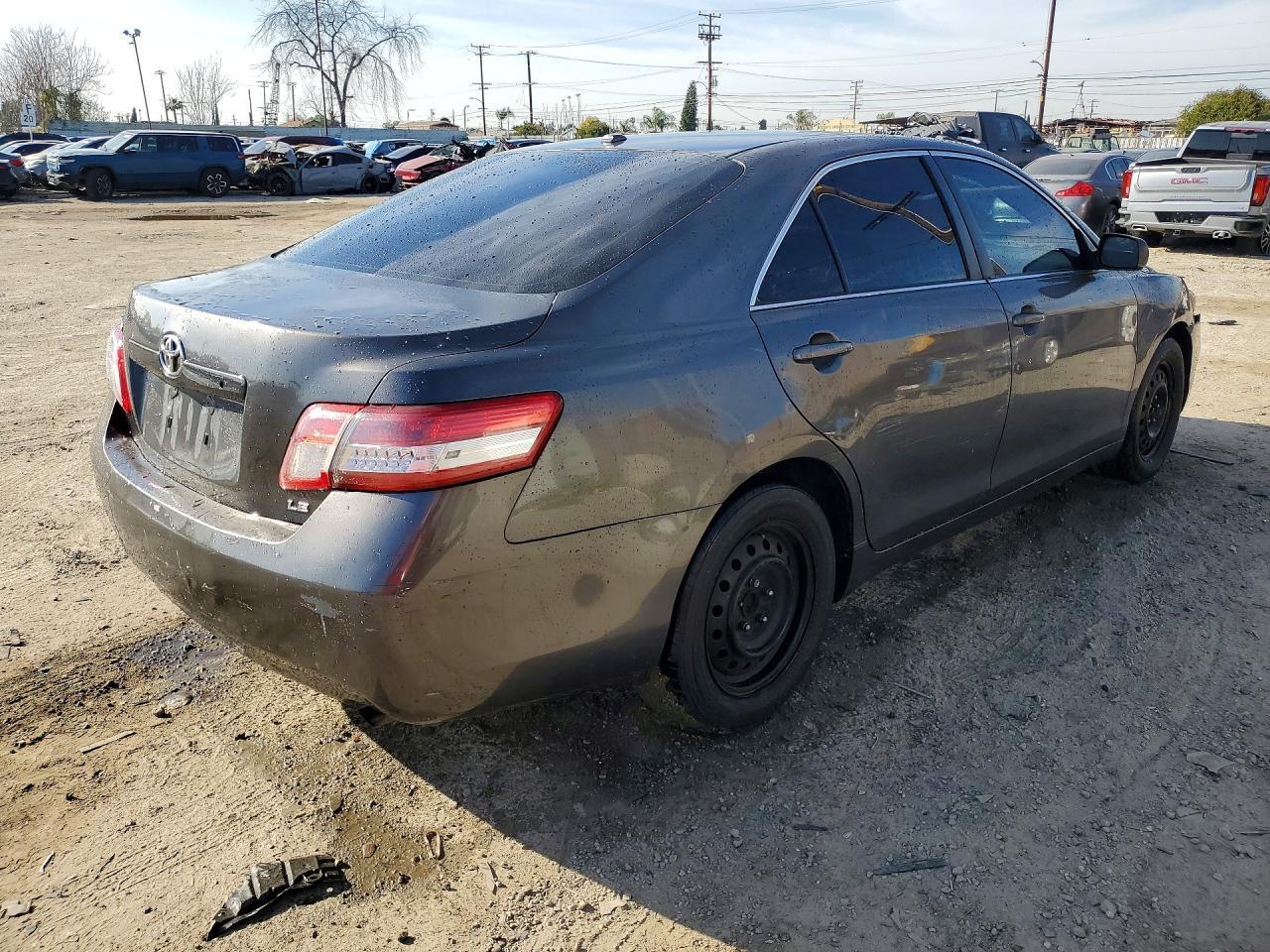 2010 TOYOTA CAMRY
