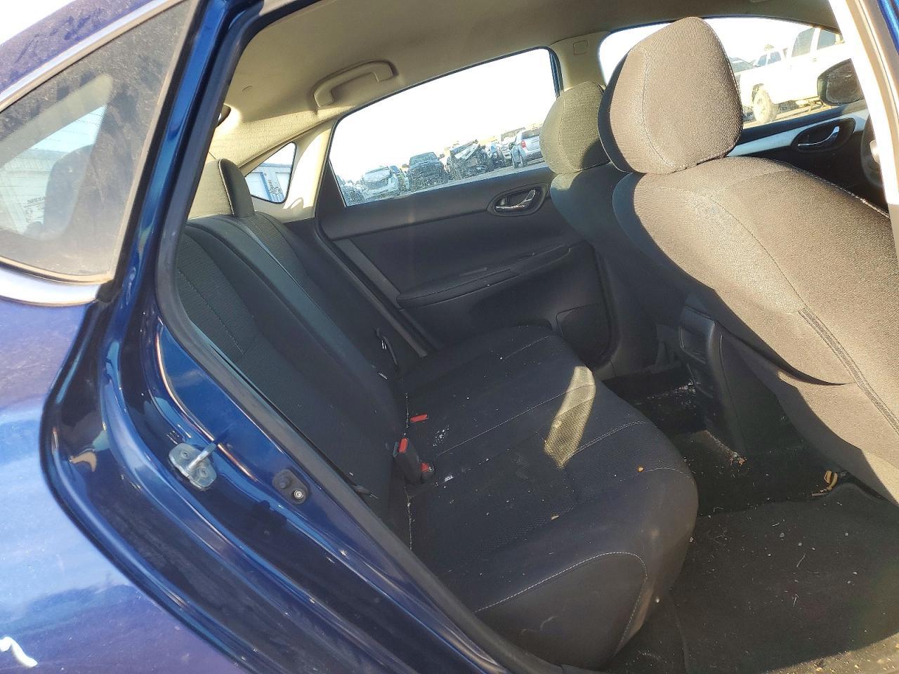 2016 NISSAN SENTRA