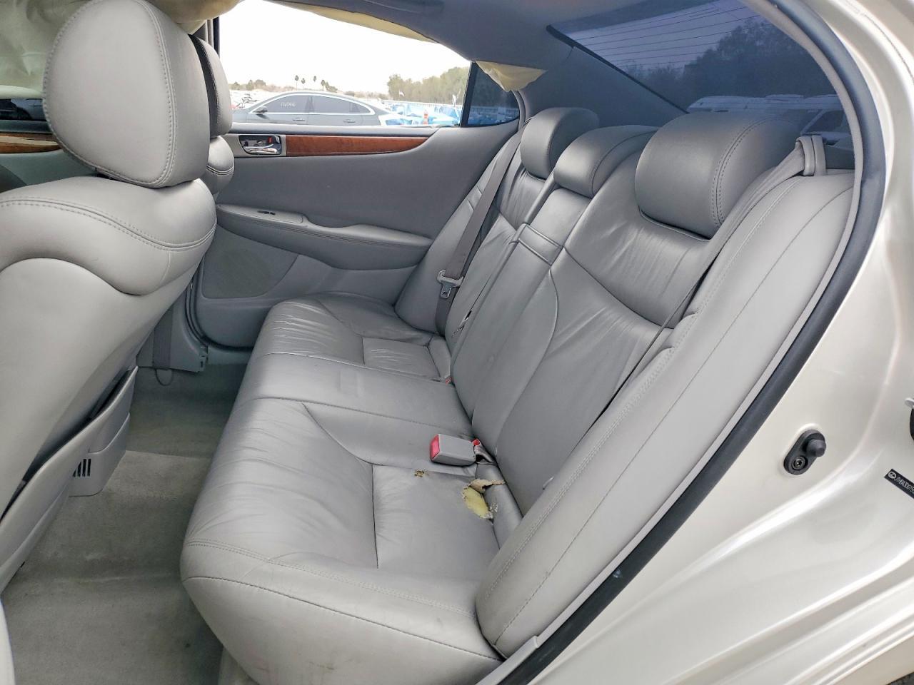2005 LEXUS ES 330