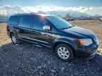 2012 CHRYSLER Town & Country