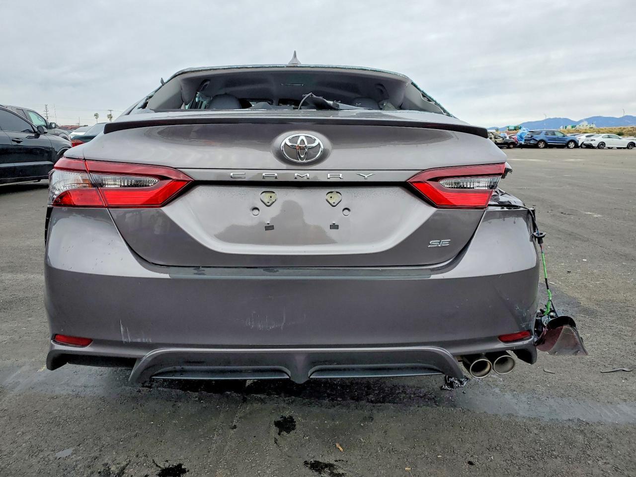 2024 TOYOTA CAMRY