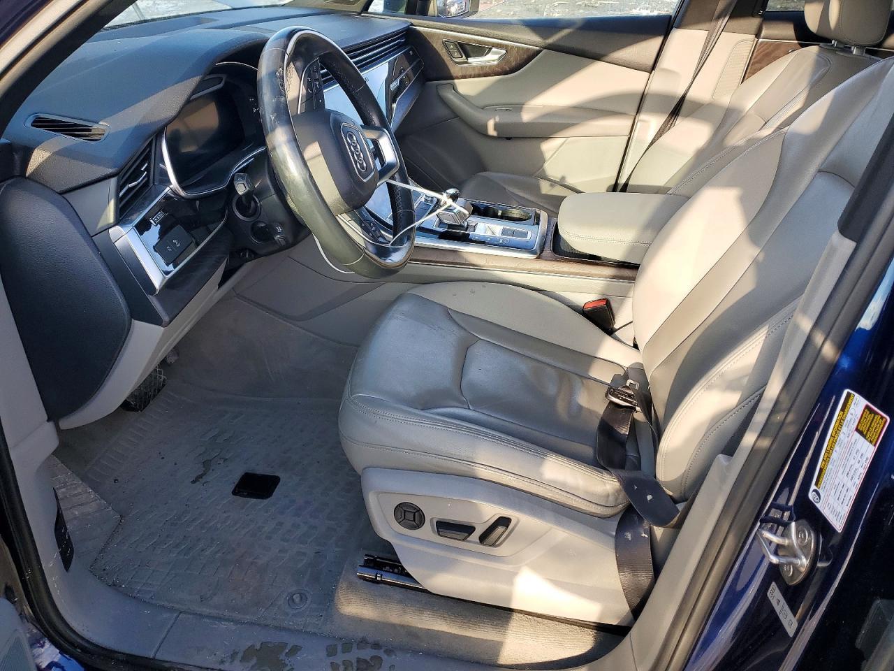 2021 AUDI Q7