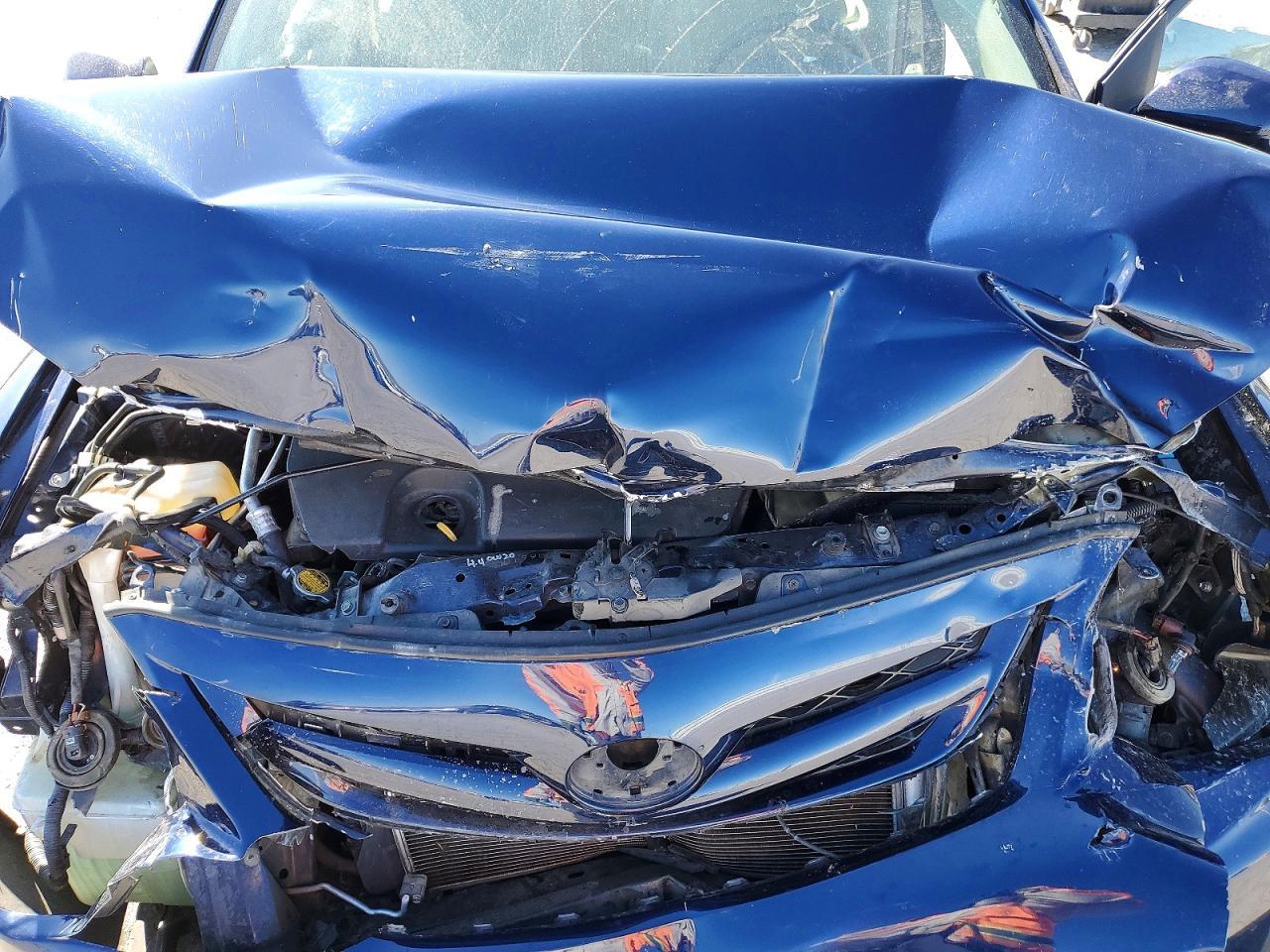 2012 TOYOTA COROLLA