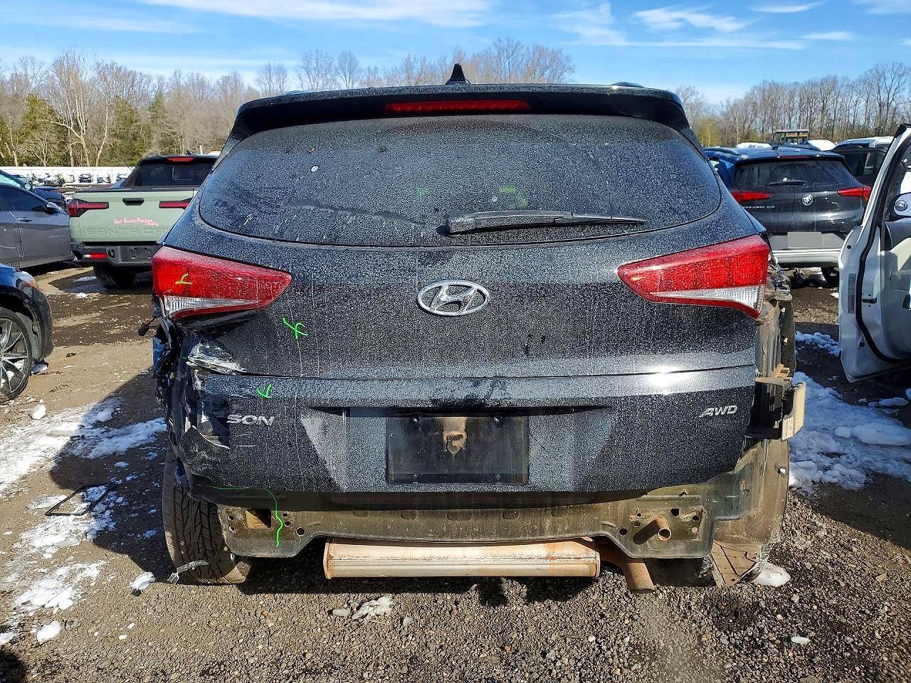 2018 HYUNDAI TUCSON