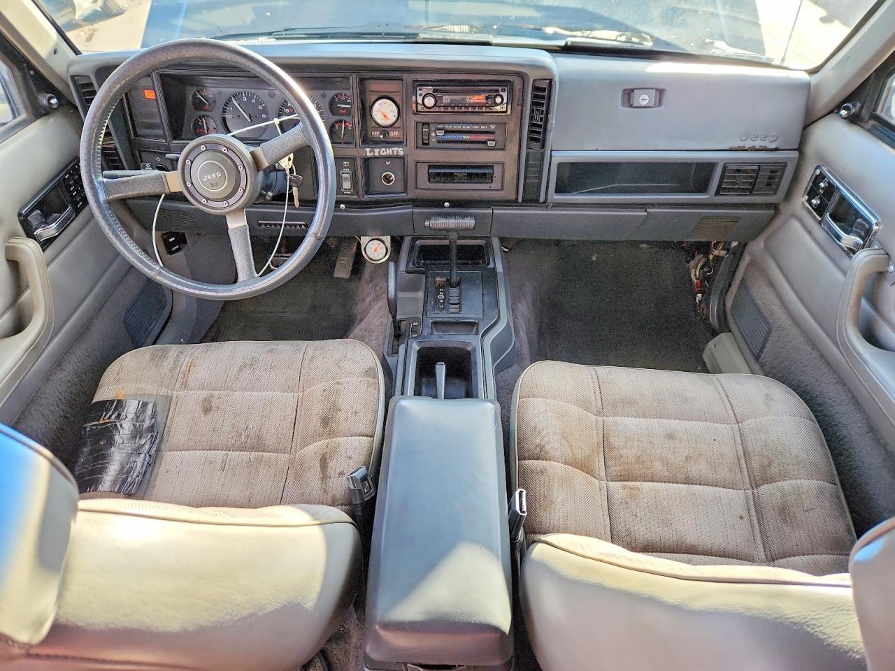 1993 JEEP CHEROKEE