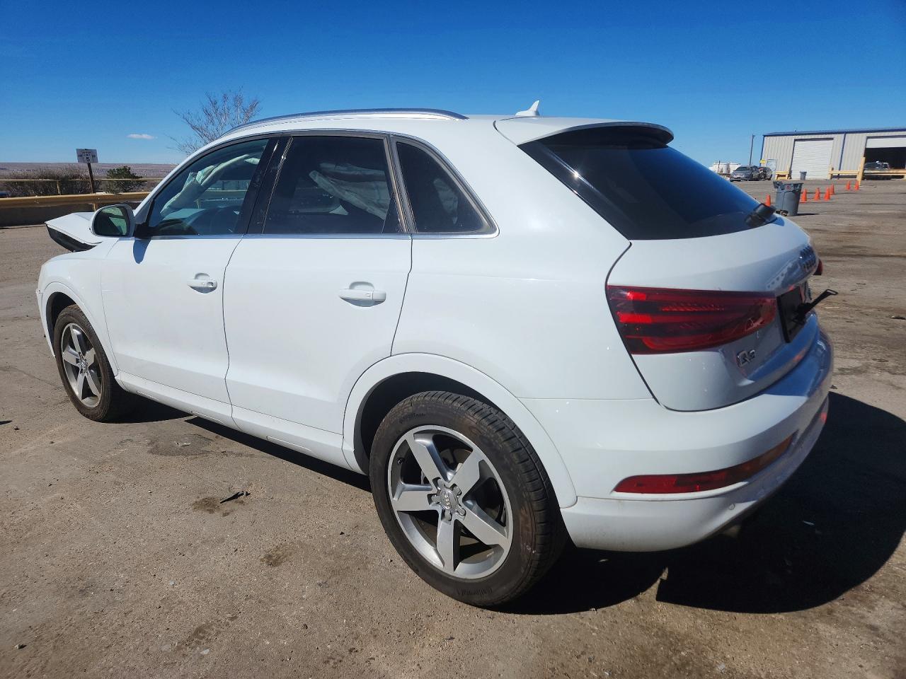 2015 AUDI Q3