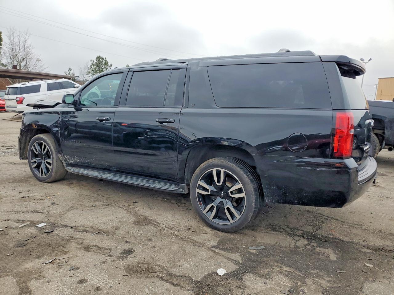 2018 CHEVROLET Suburban