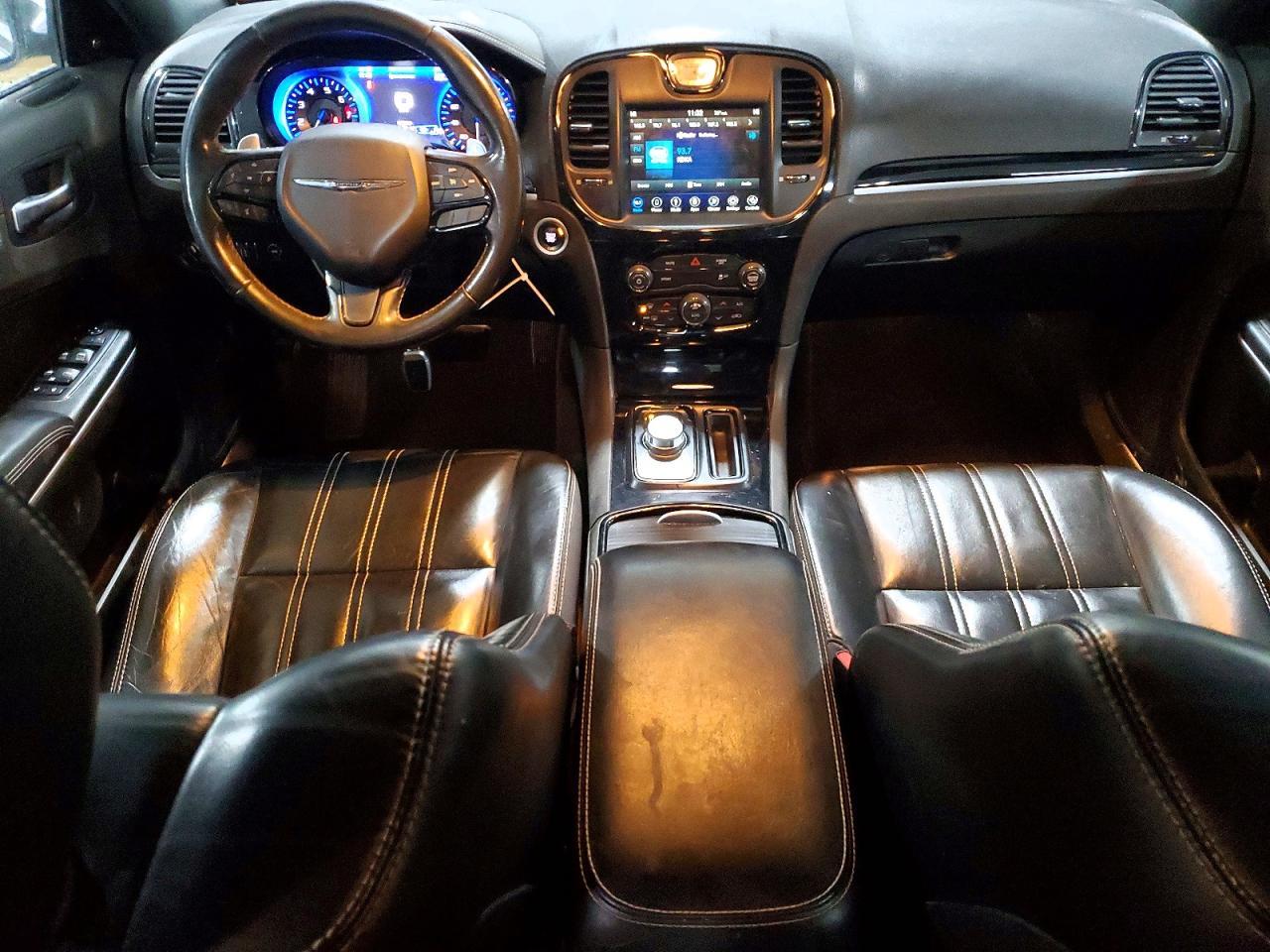 2019 CHRYSLER 300