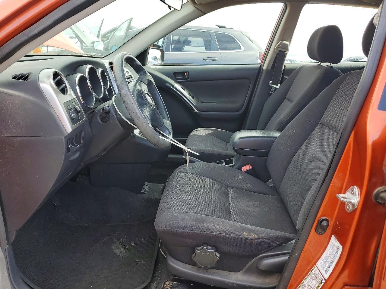 2004 PONTIAC VIBE