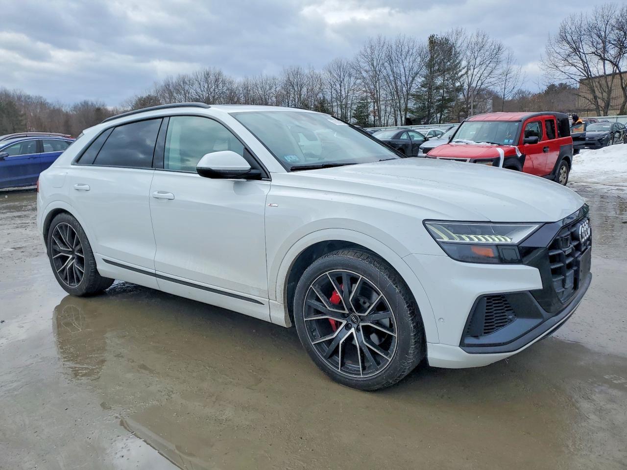 2021 AUDI Q8
