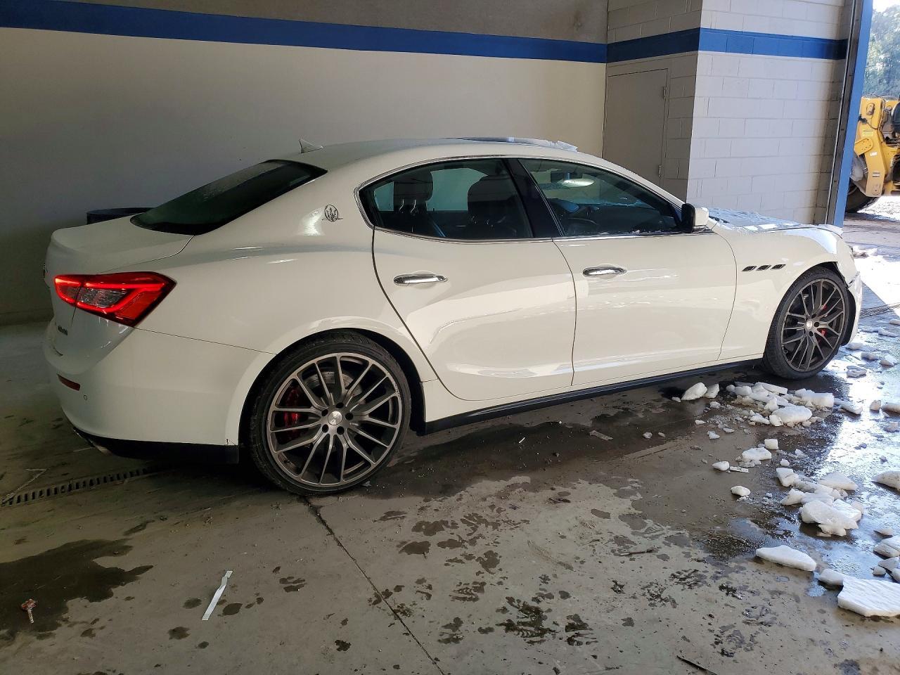2015 MASERATI Ghibli