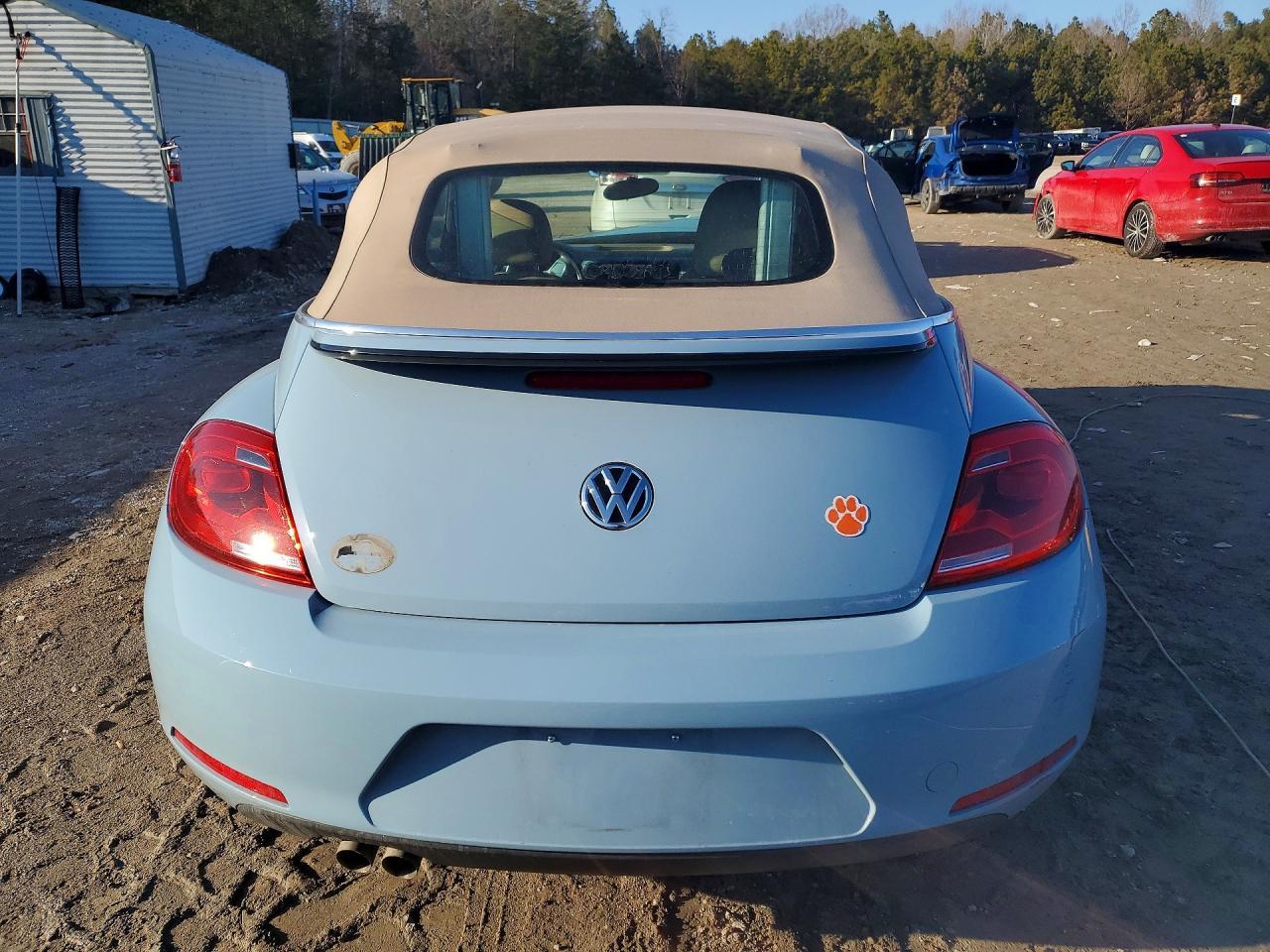 2013 VOLKSWAGEN Beetle