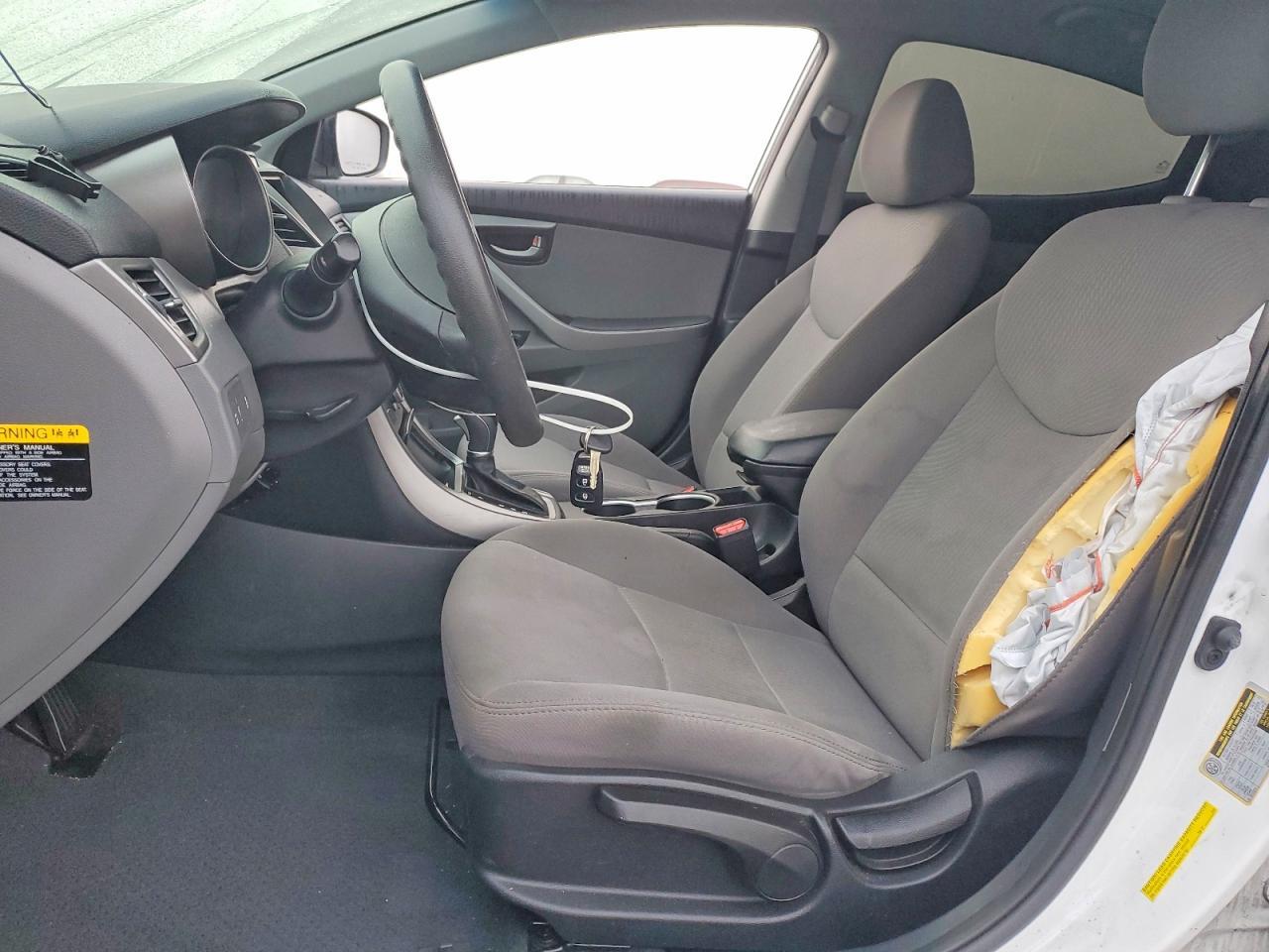 2016 HYUNDAI ELANTRA