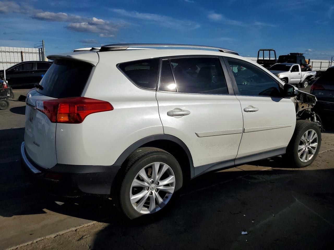2014 TOYOTA RAV4