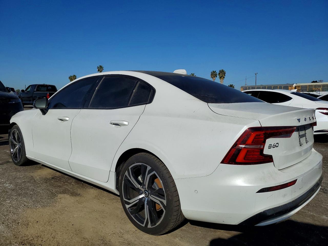 2024 VOLVO S60