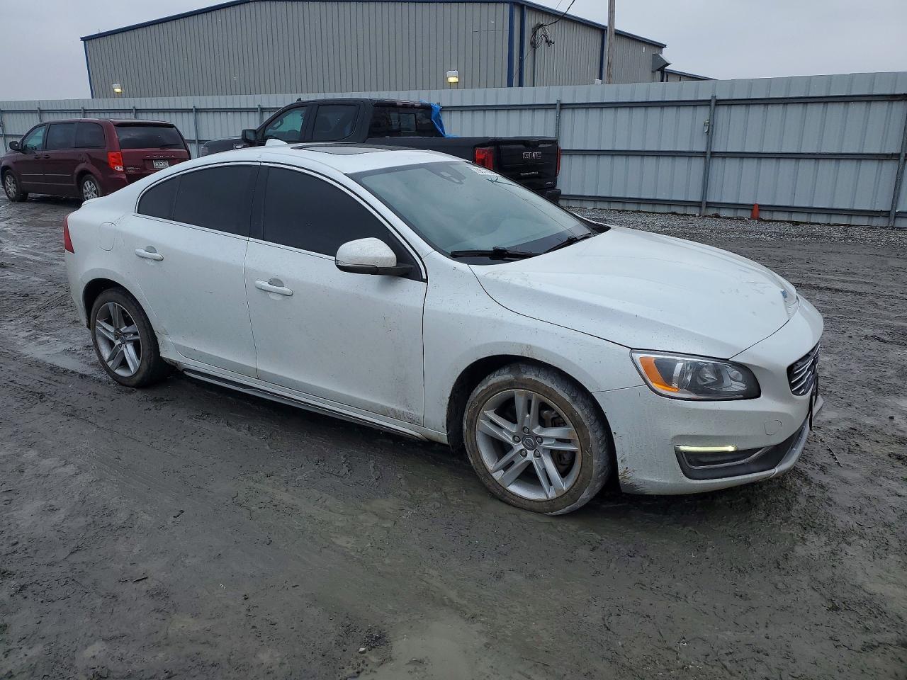 2014 VOLVO S60