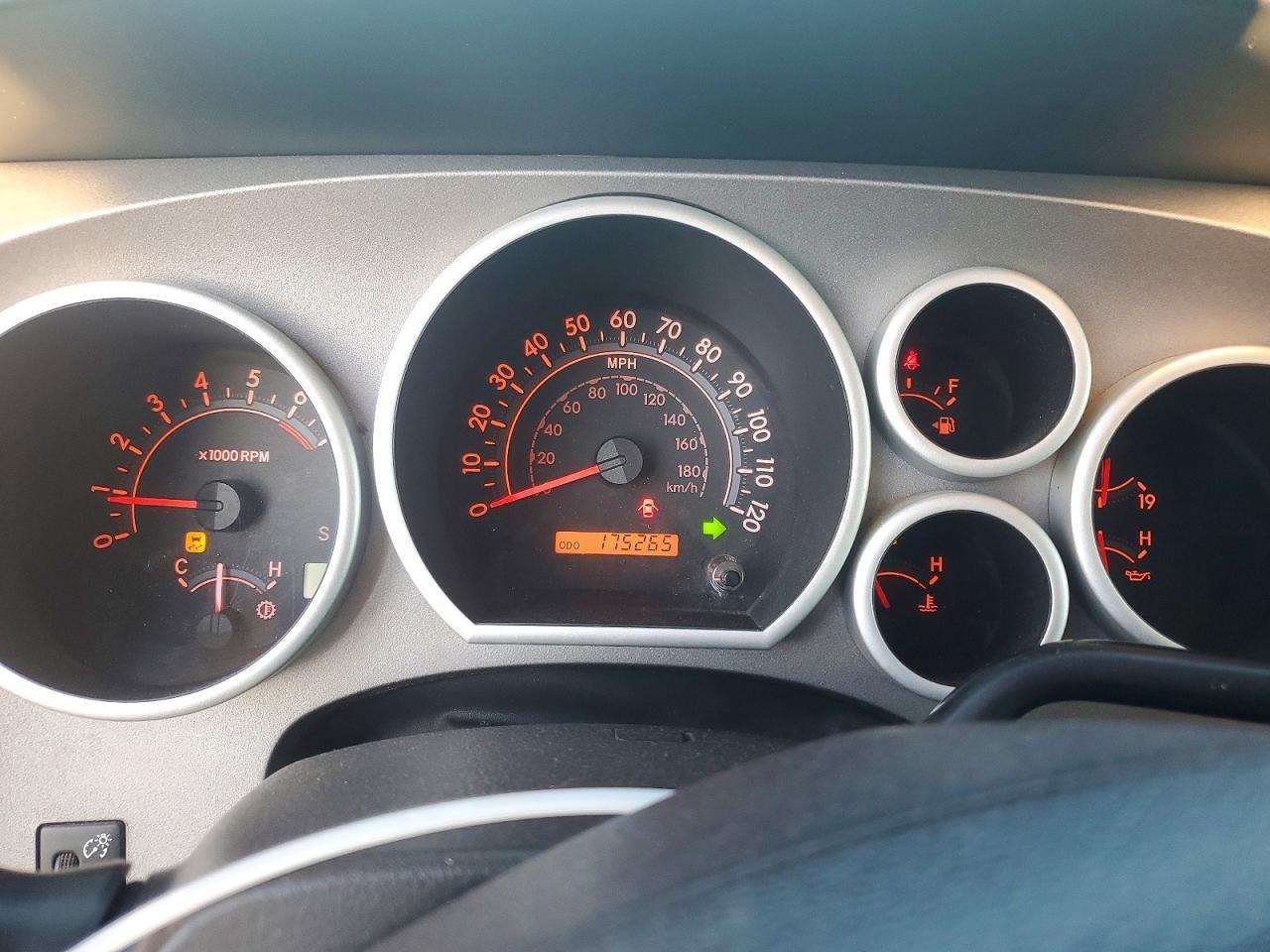2012 TOYOTA TUNDRA