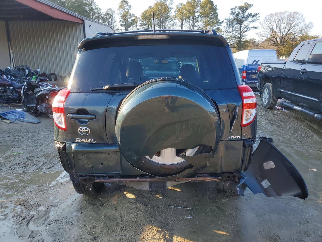 2011 TOYOTA RAV4