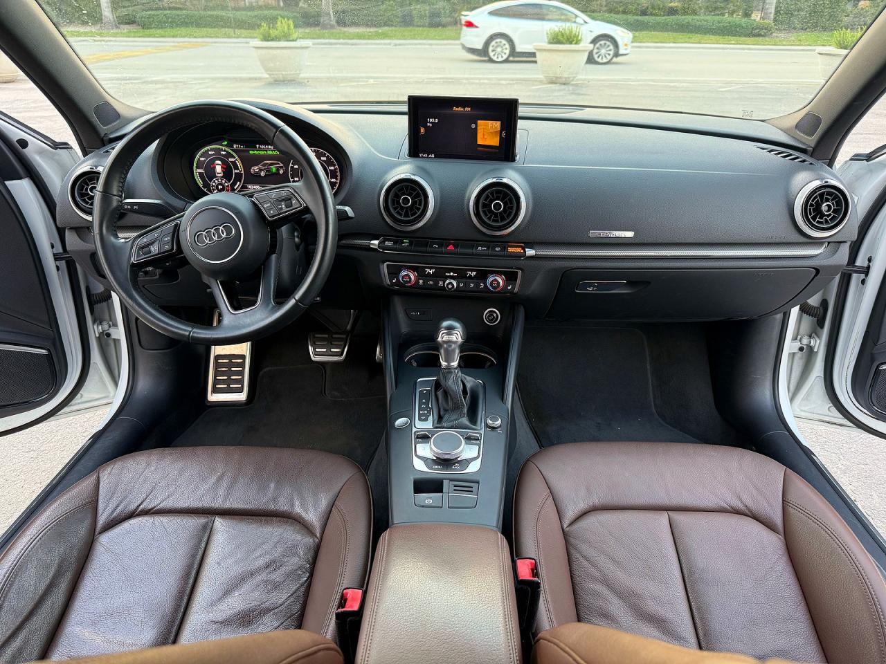 2018 AUDI A3 e-tron