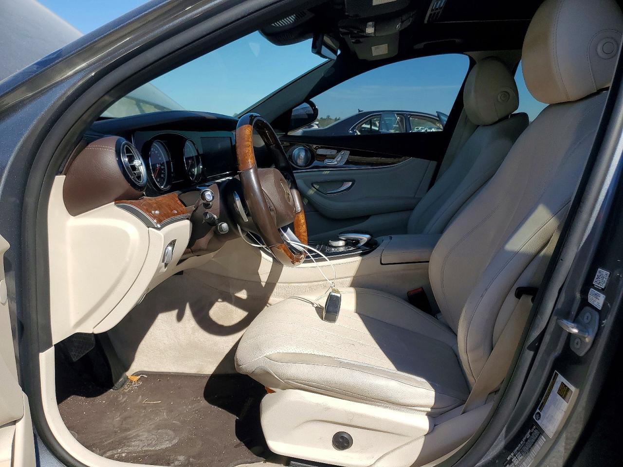 2017 MERCEDES-BENZ E-Class