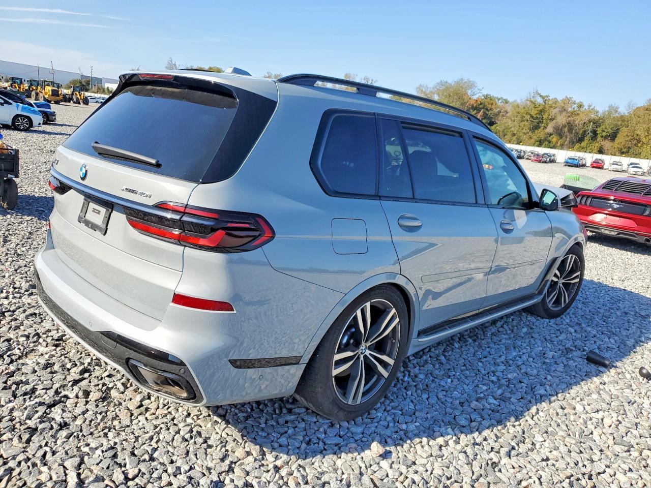 2025 BMW X7