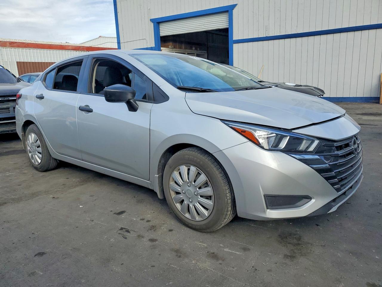 2024 NISSAN VERSA
