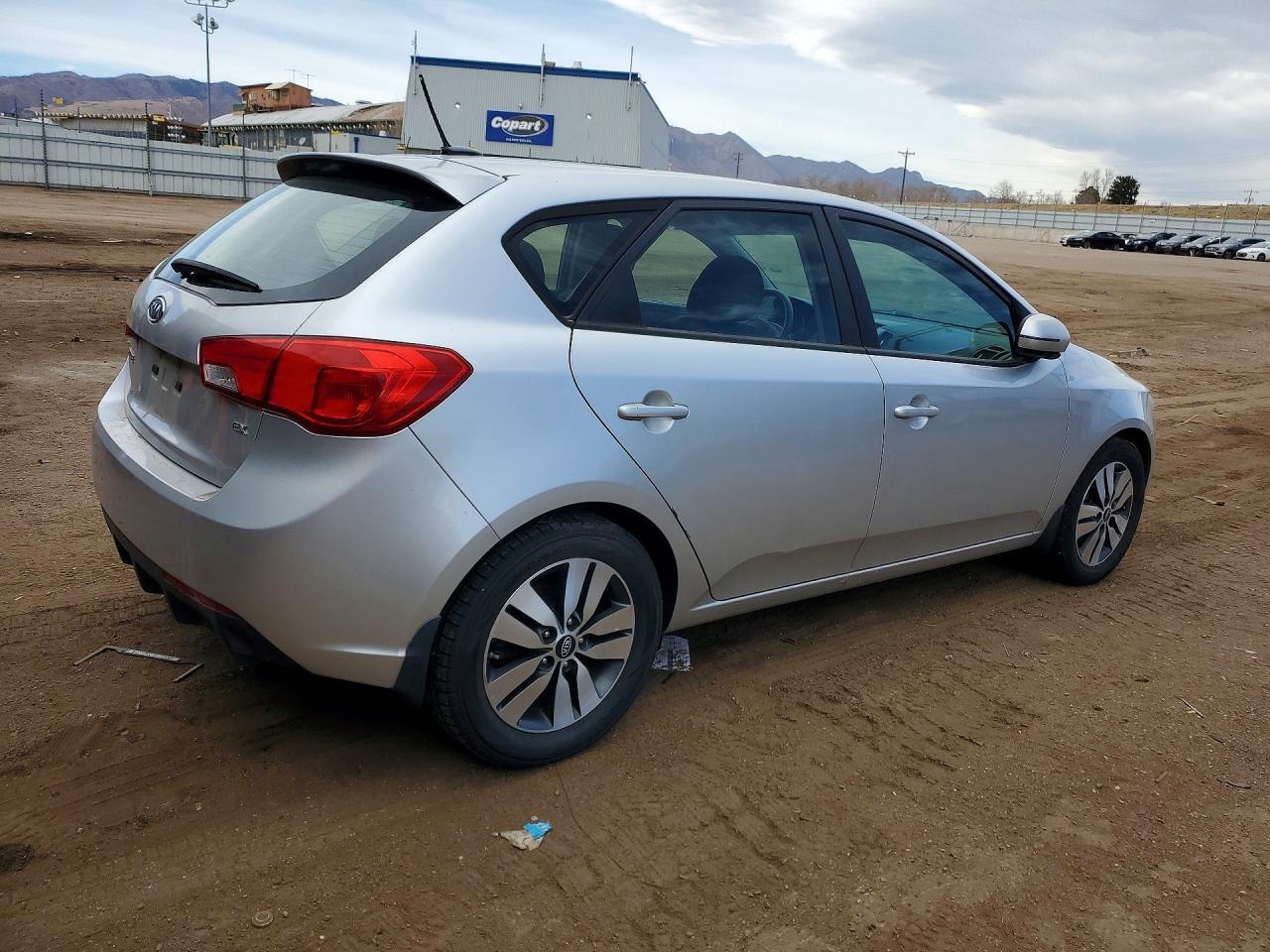 2013 KIA FORTE