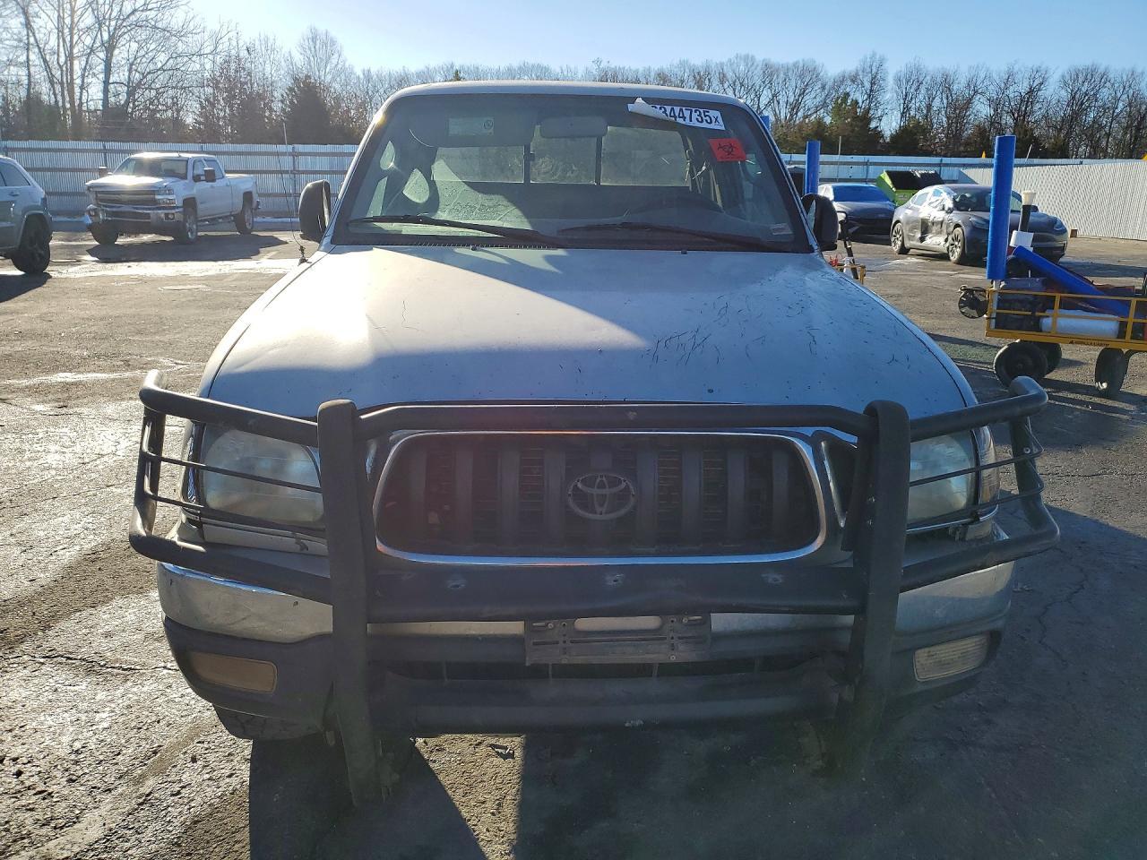 2004 TOYOTA TACOMA