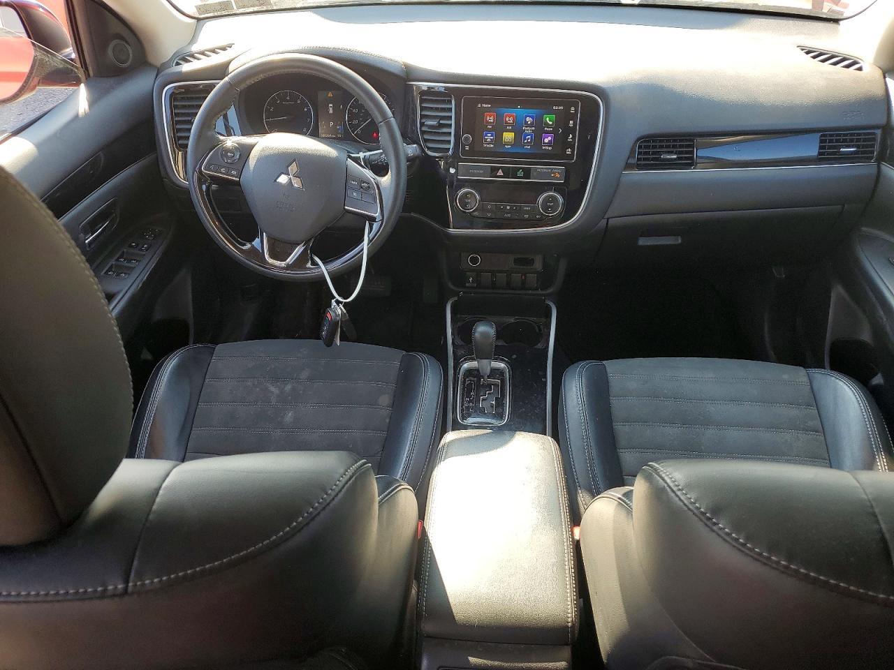 2019 MITSUBISHI outlander