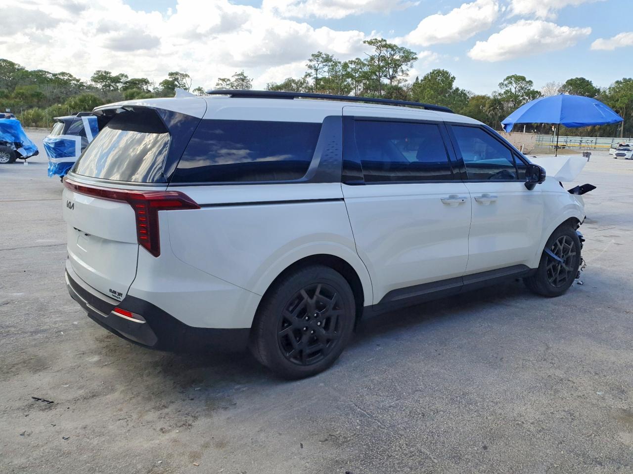 2025 KIA Carnival