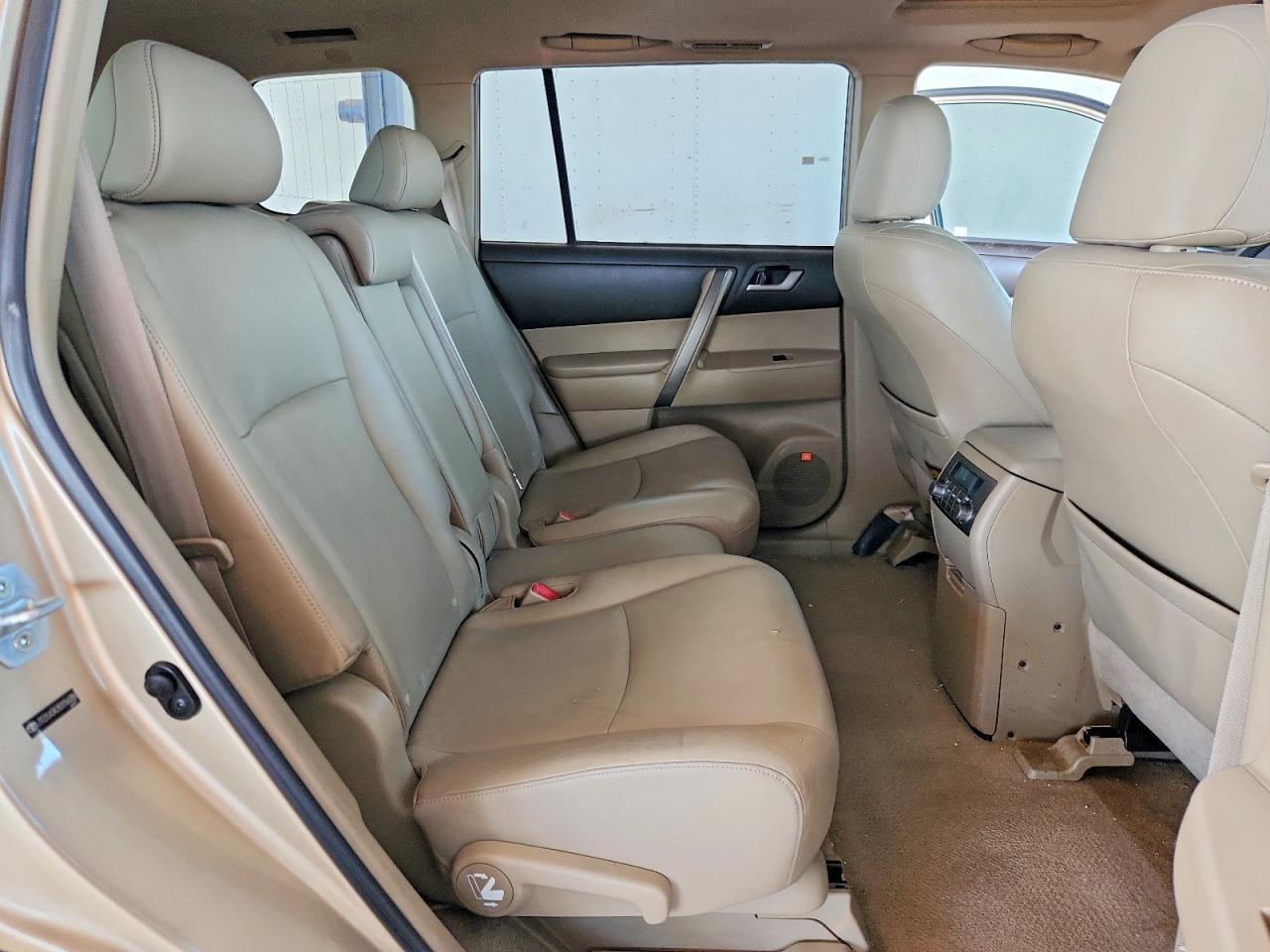 2008 TOYOTA HIGHLANDER