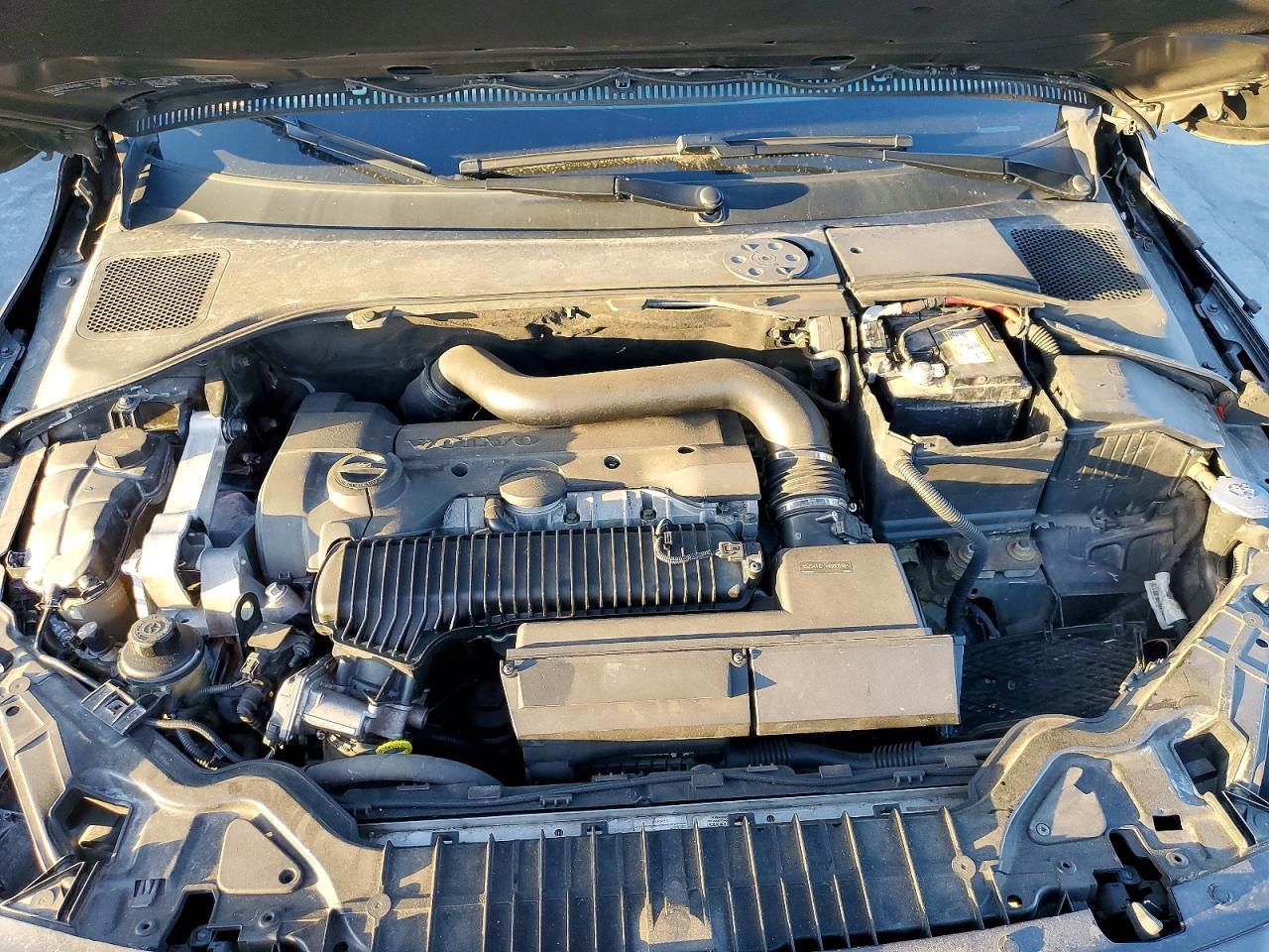 2014 VOLVO S60